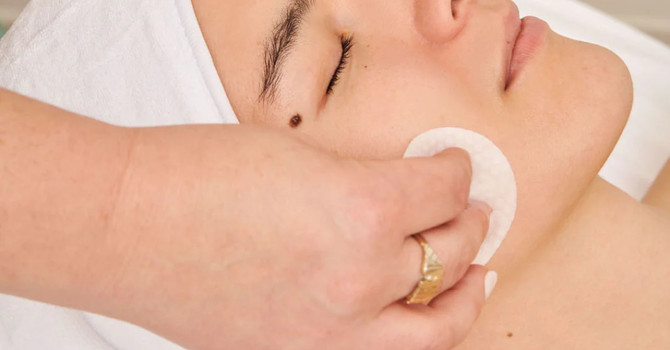 After the Glow: How to Care for Your Skin After a Facial or Chemical Peel